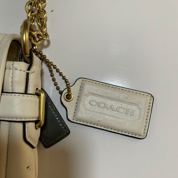 Coach Chelsea Small White Leather Convertible Bag - Picture 3 of 8
